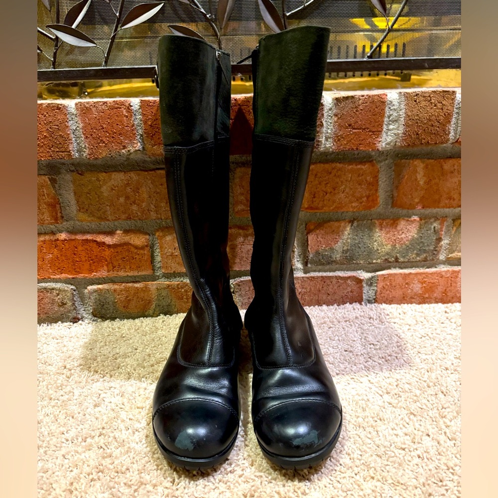 Women’s UGG Tall Black Leather Boots size 7.5